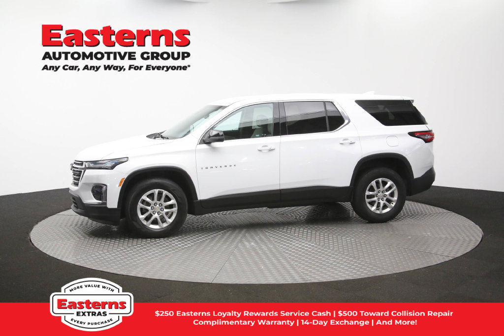 Used 2023 Chevrolet Traverse LS FWD image 57