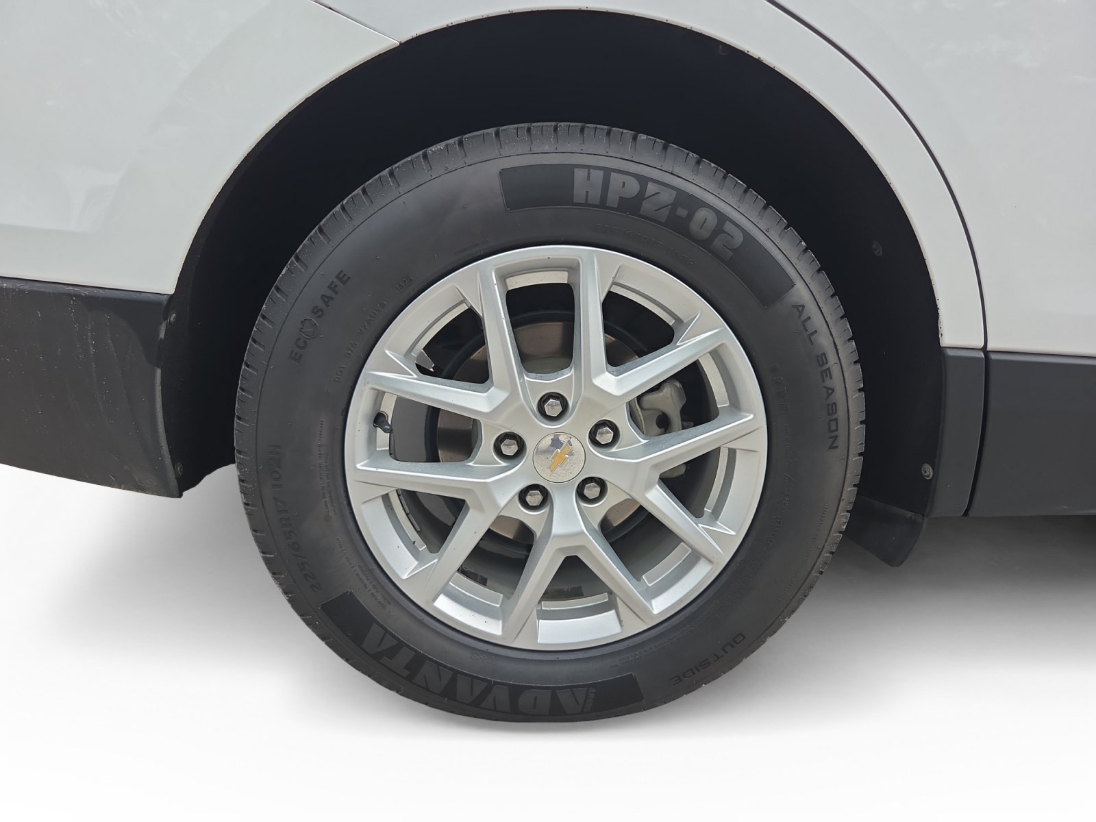 Used 2022 Chevrolet Equinox LT AWD/4WD image 16