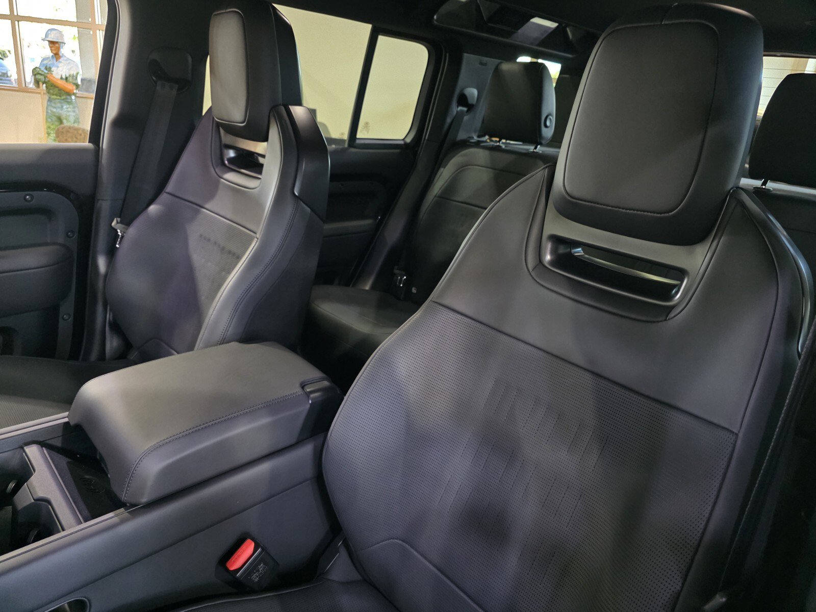 New 2026 Land Rover Defender 110 OCTA image 11