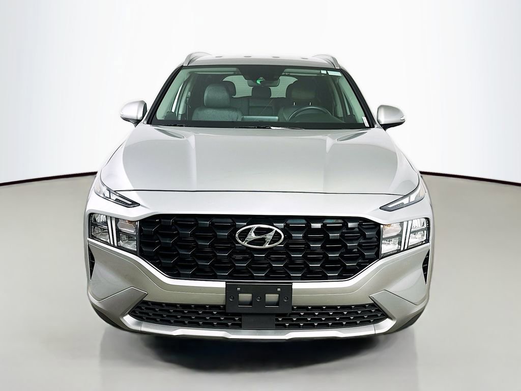 Used 2023 Hyundai Santa Fe SEL image 2