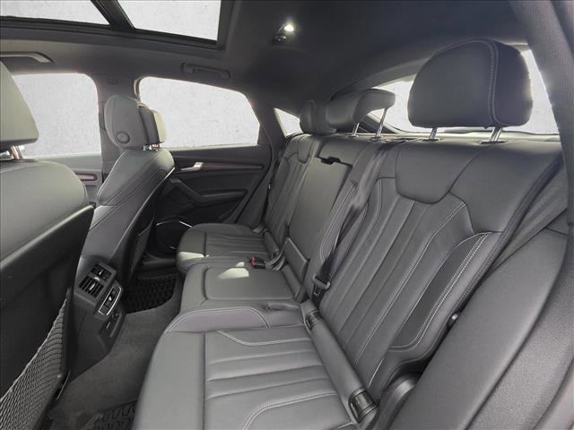 Certified 2023 Audi Q5 2.0T Premium w/ Convenience Package AWD/4WD image 15