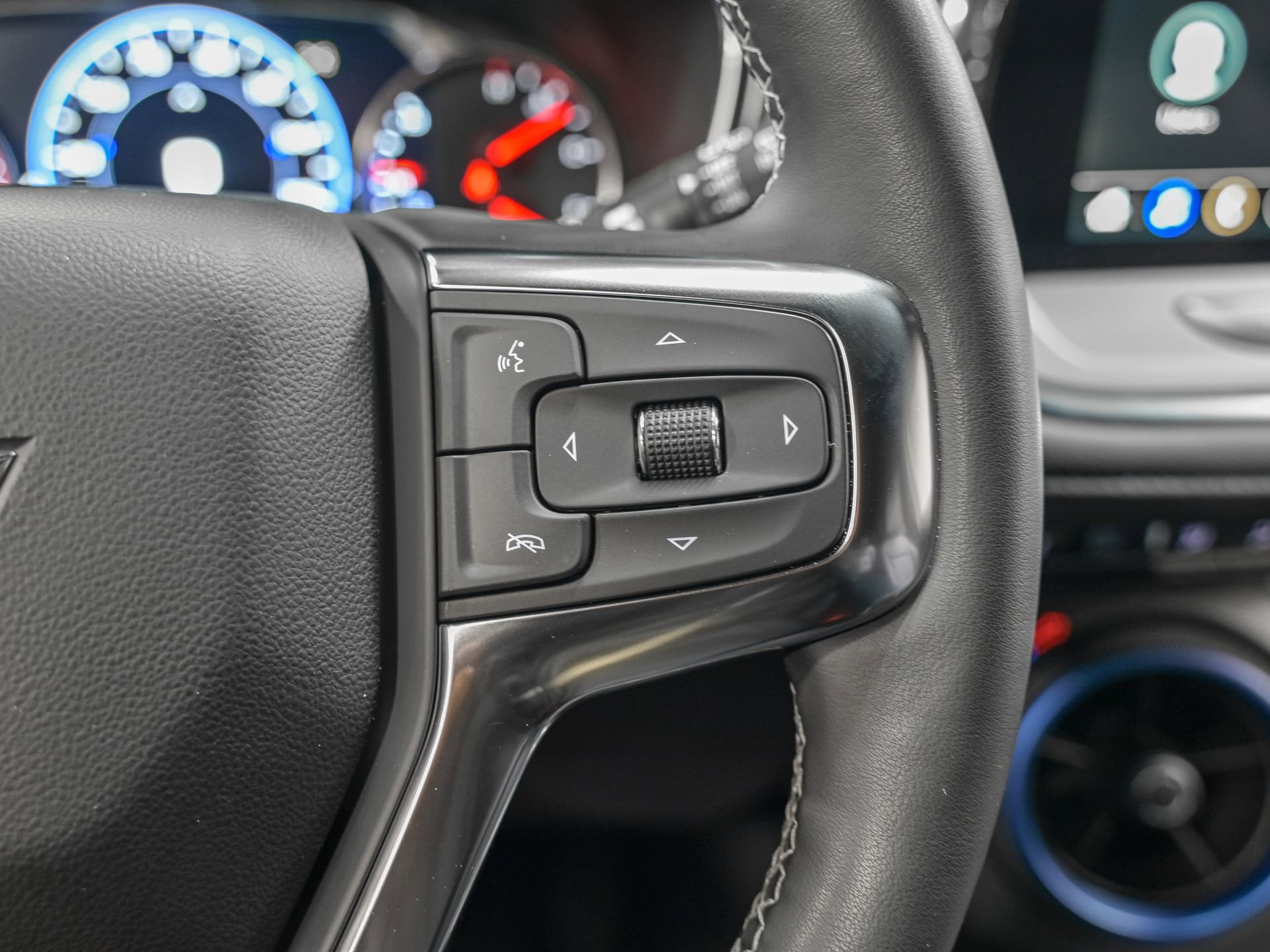 Used 2024 Chevrolet Blazer RS w/ Driver Confidence II Package image 20