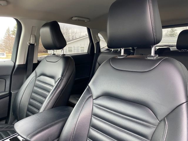 Used 2020 Ford Edge SEL w/ Convenience Package image 13