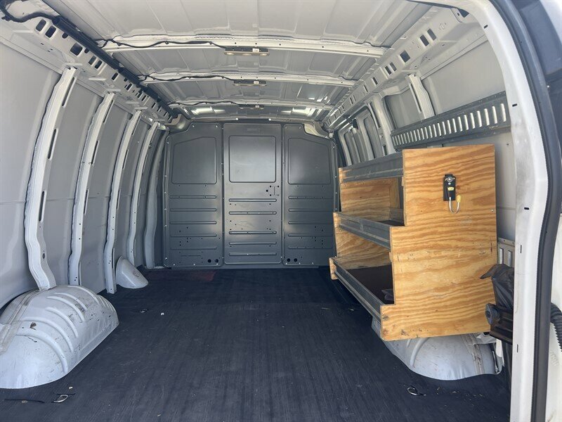 Used 2023 GMC Savana 2500 w/ Driver Convenience Package RWD image 8