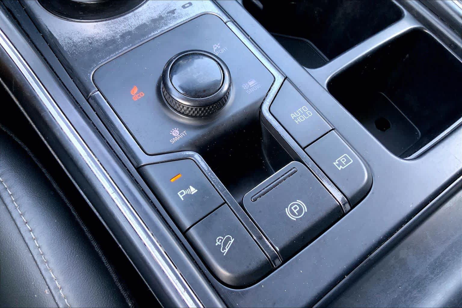 Used 2024 Kia Sorento EX AWD/4WD image 29