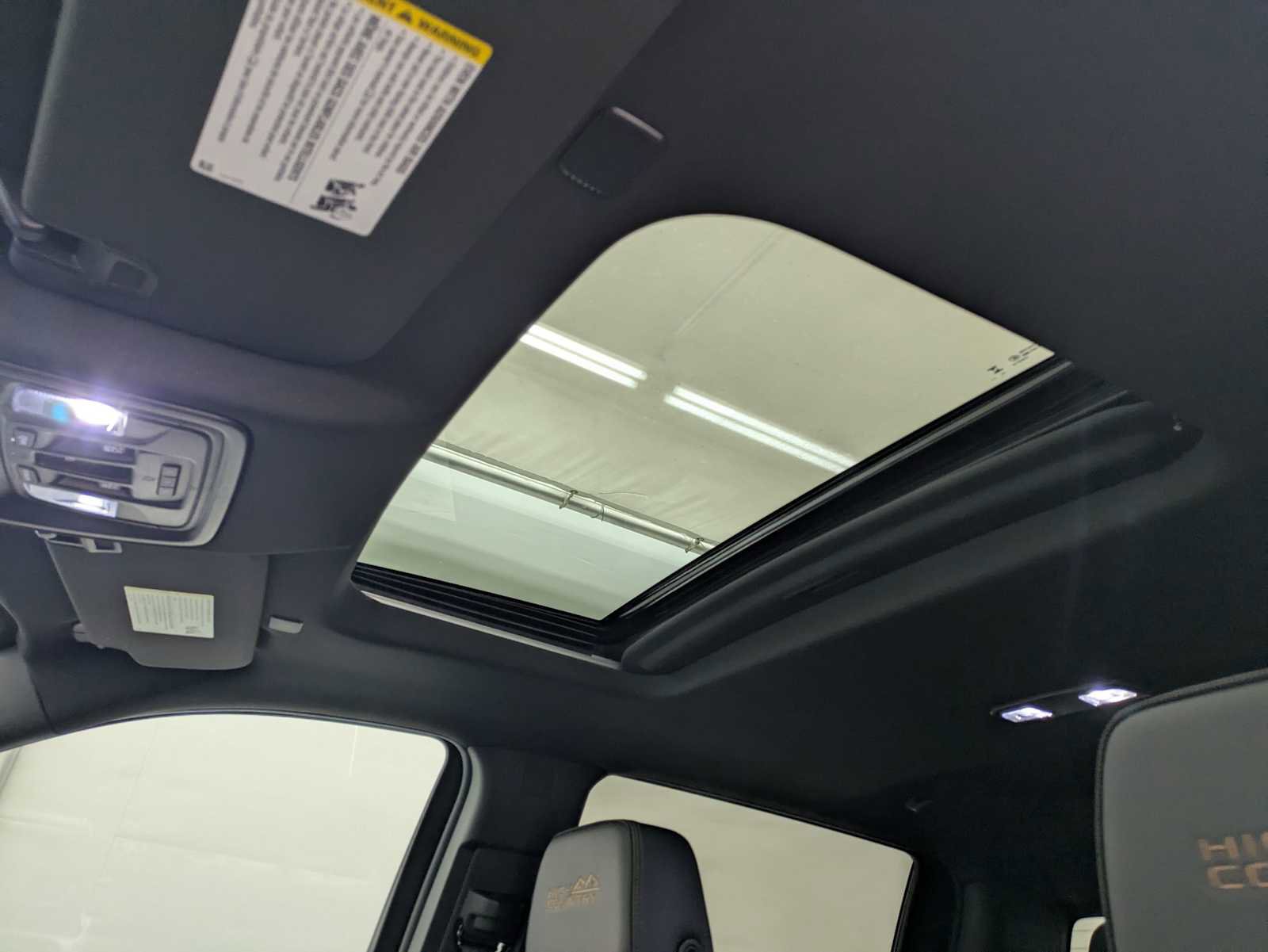 New 2026 Chevrolet Silverado 1500 High Country w/ Midnight Edition image 21