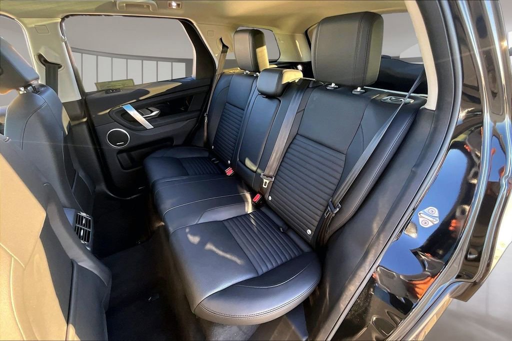 Certified 2024 Land Rover Discovery Sport S image 20