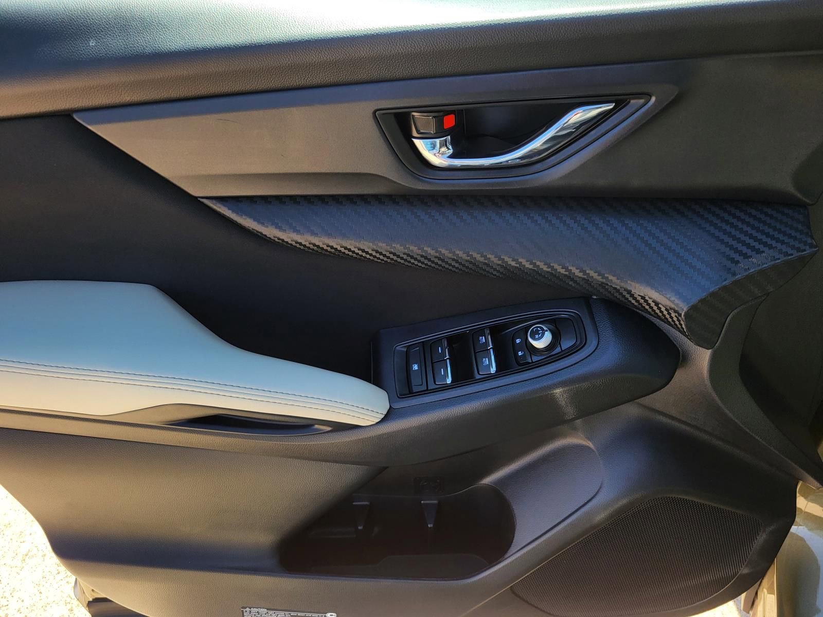 Used 2024 Subaru Ascent Premium w/ Convenience Package image 17