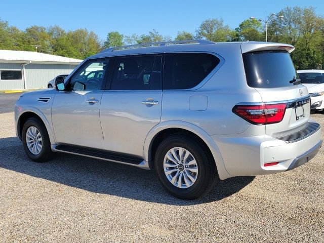 Used 2024 Nissan Armada SV AWD/4WD image 5