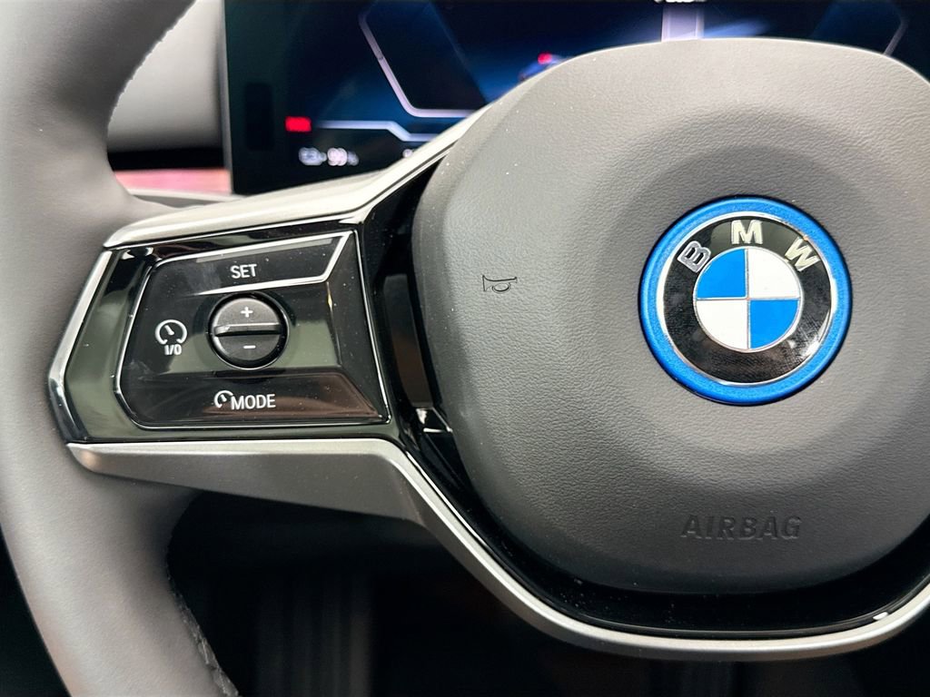 New 2026 BMW i5 eDrive40 image 11