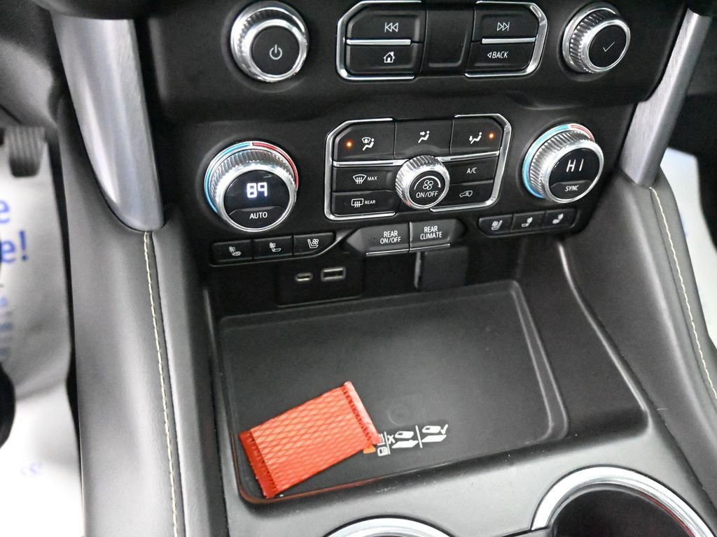 Used 2023 GMC Yukon XL SLT image 33