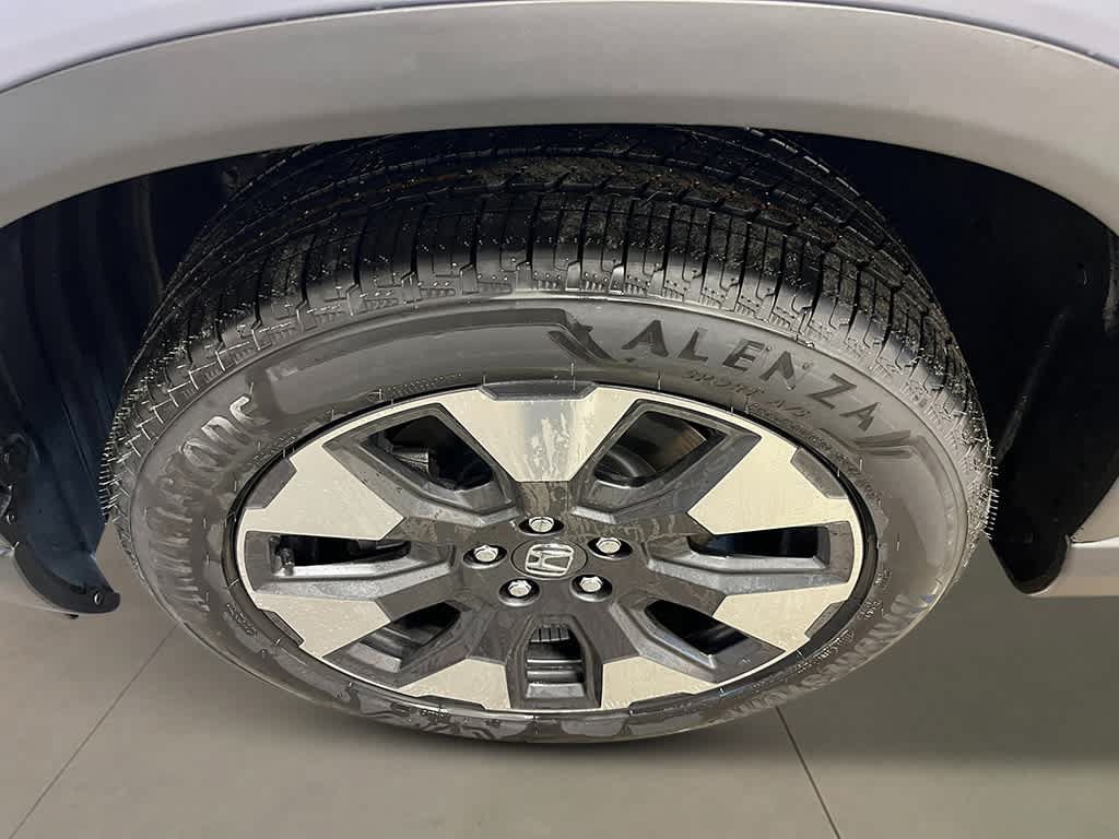 New 2026 Honda Pilot Touring image 11