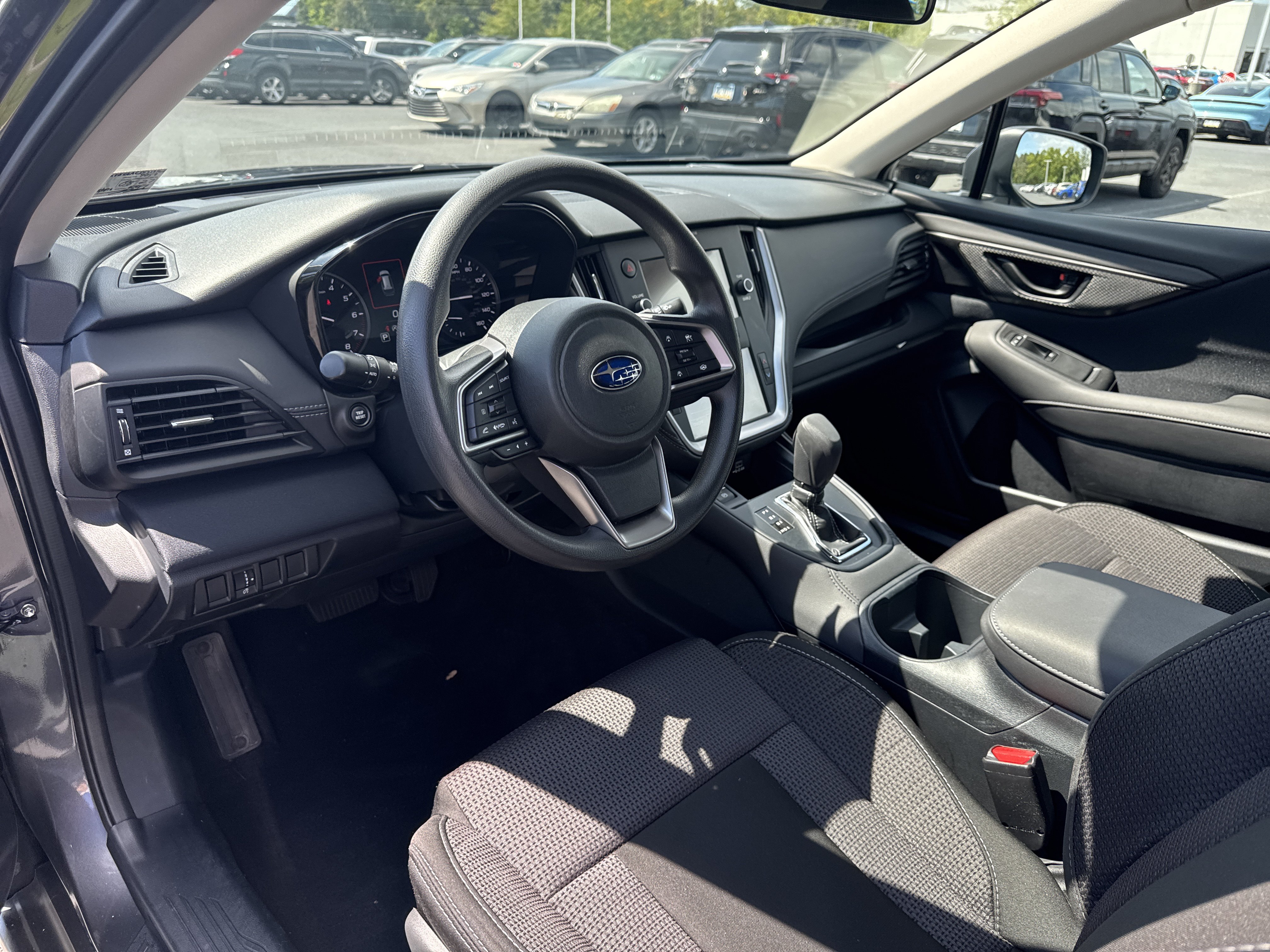 Used 2025 Subaru Outback AWD/4WD image 10