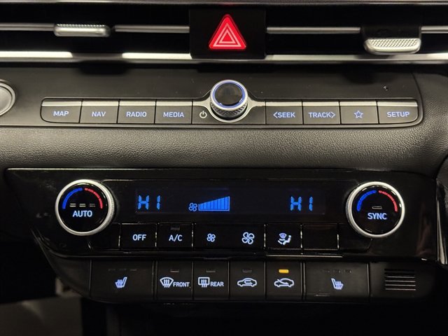 Used 2023 Hyundai Elantra SEL w/ Convenience Package image 23