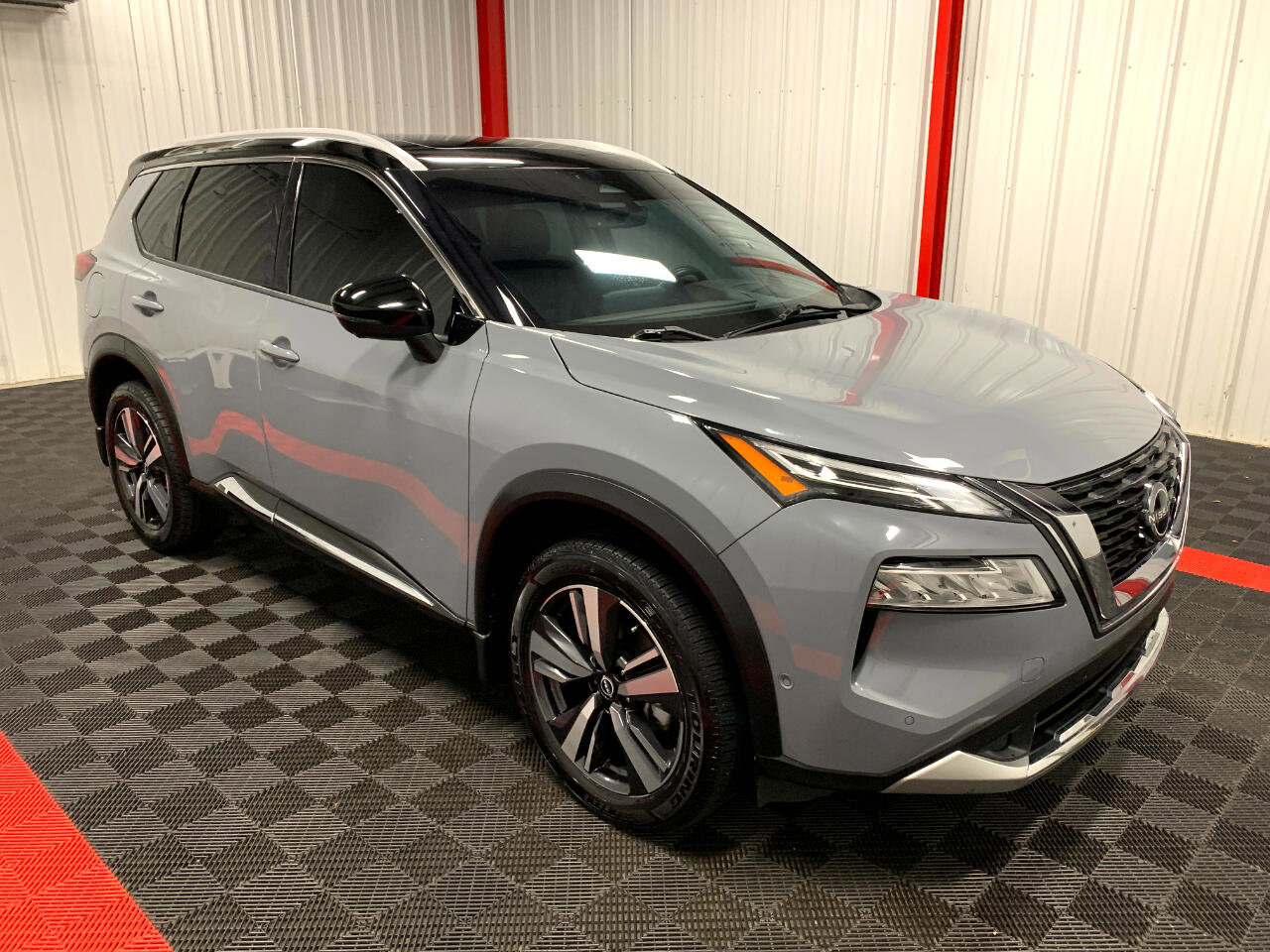 Used 2023 Nissan Rogue Platinum w/ Platinum Premium Package image 6