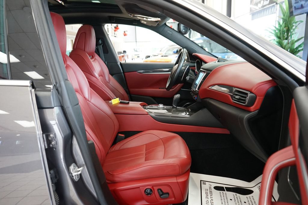 Used 2018 Maserati Levante S GranSport AWD/4WD image 47