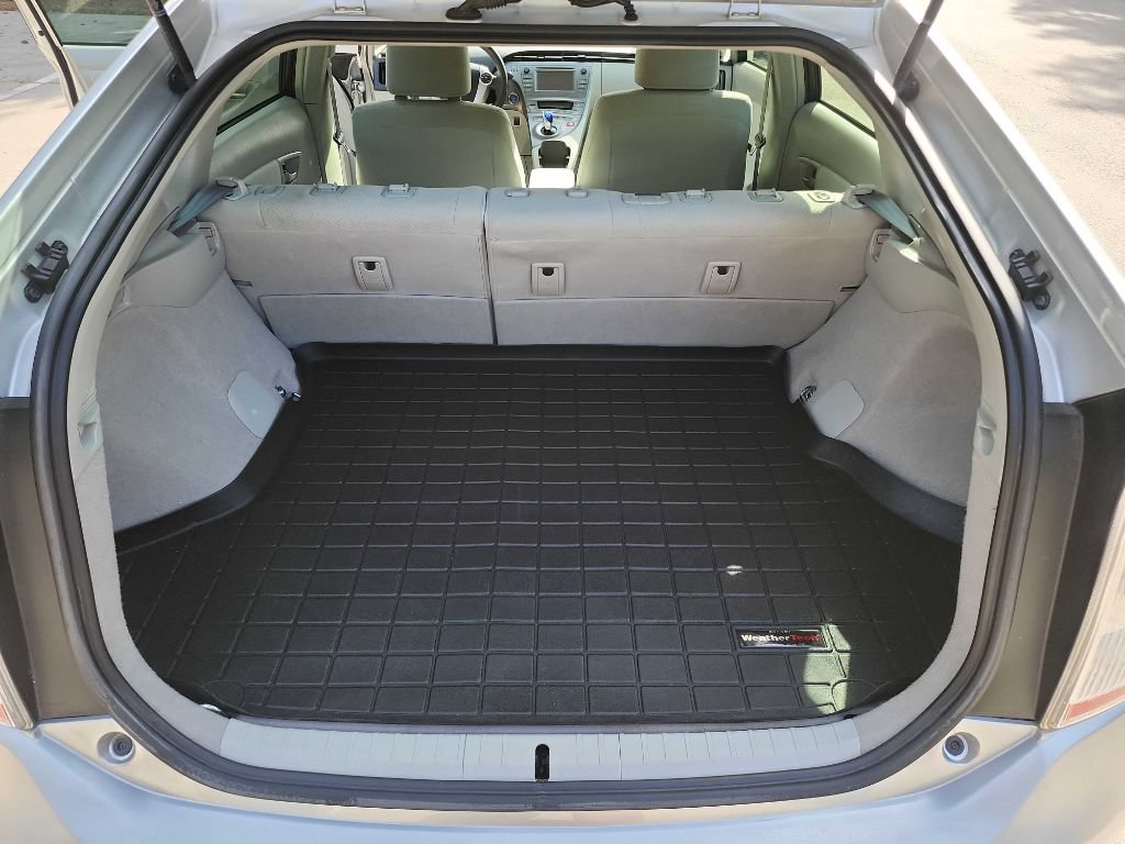Used 2014 Toyota Prius Two FWD image 27