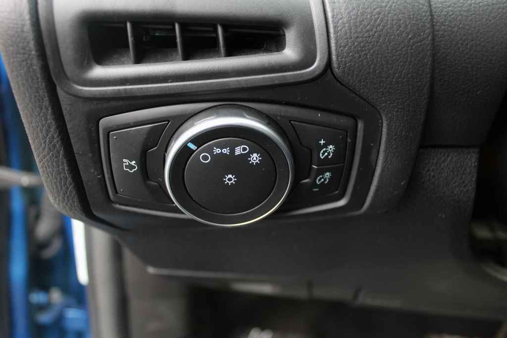 Used 2018 Ford Focus SE image 14