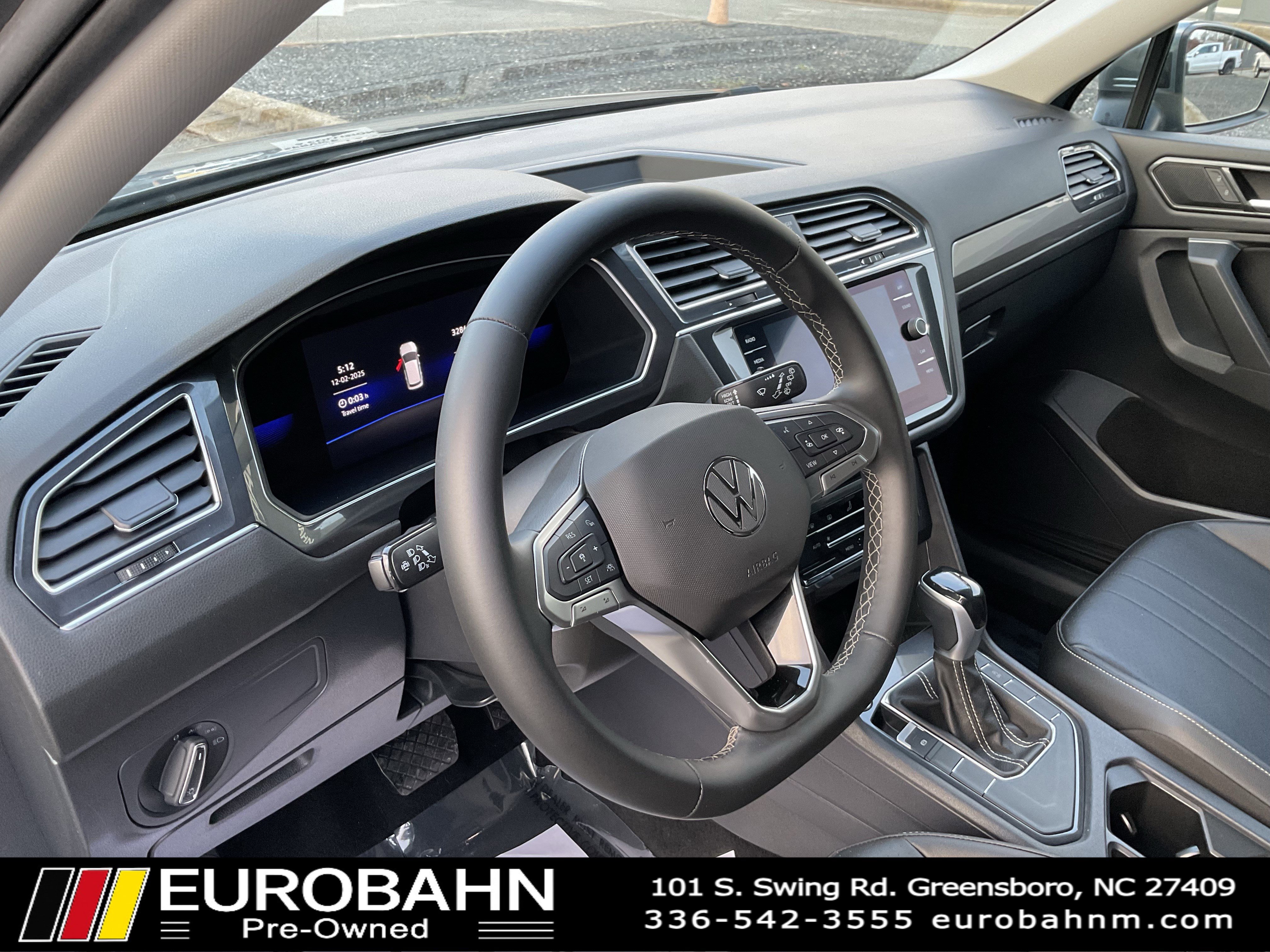 Used 2022 Volkswagen Tiguan SE image 7