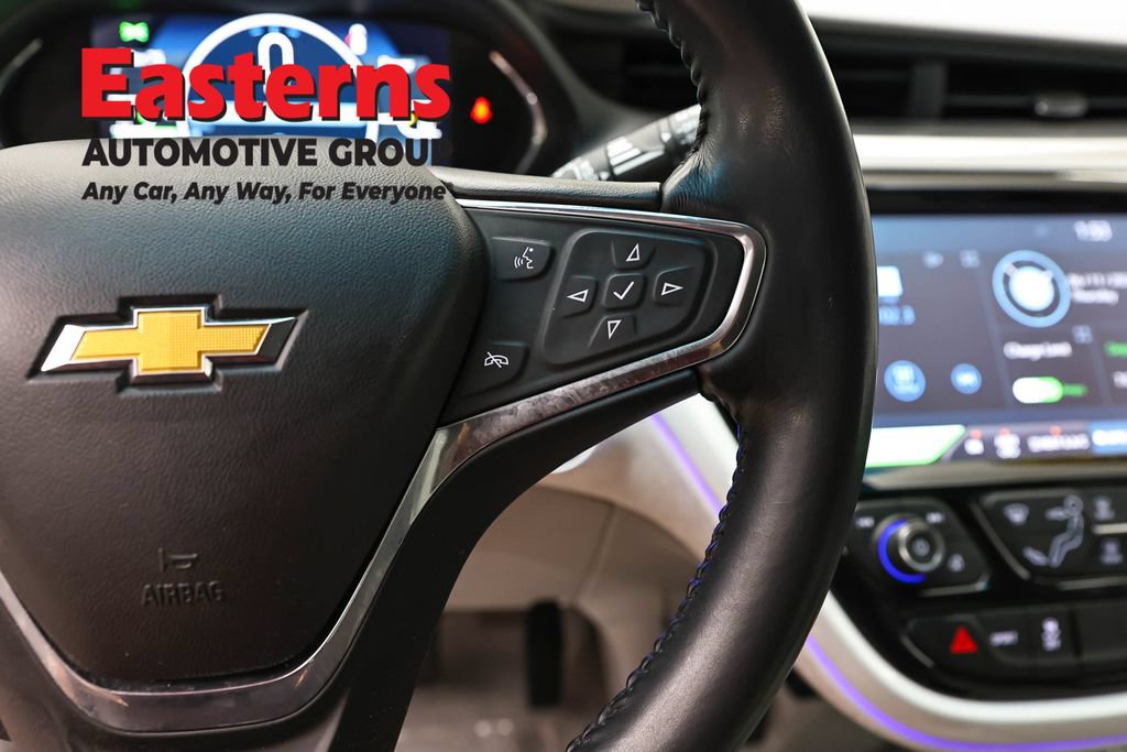 Used 2018 Chevrolet Bolt Premier w/ Driver Confidence II Package FWD image 16