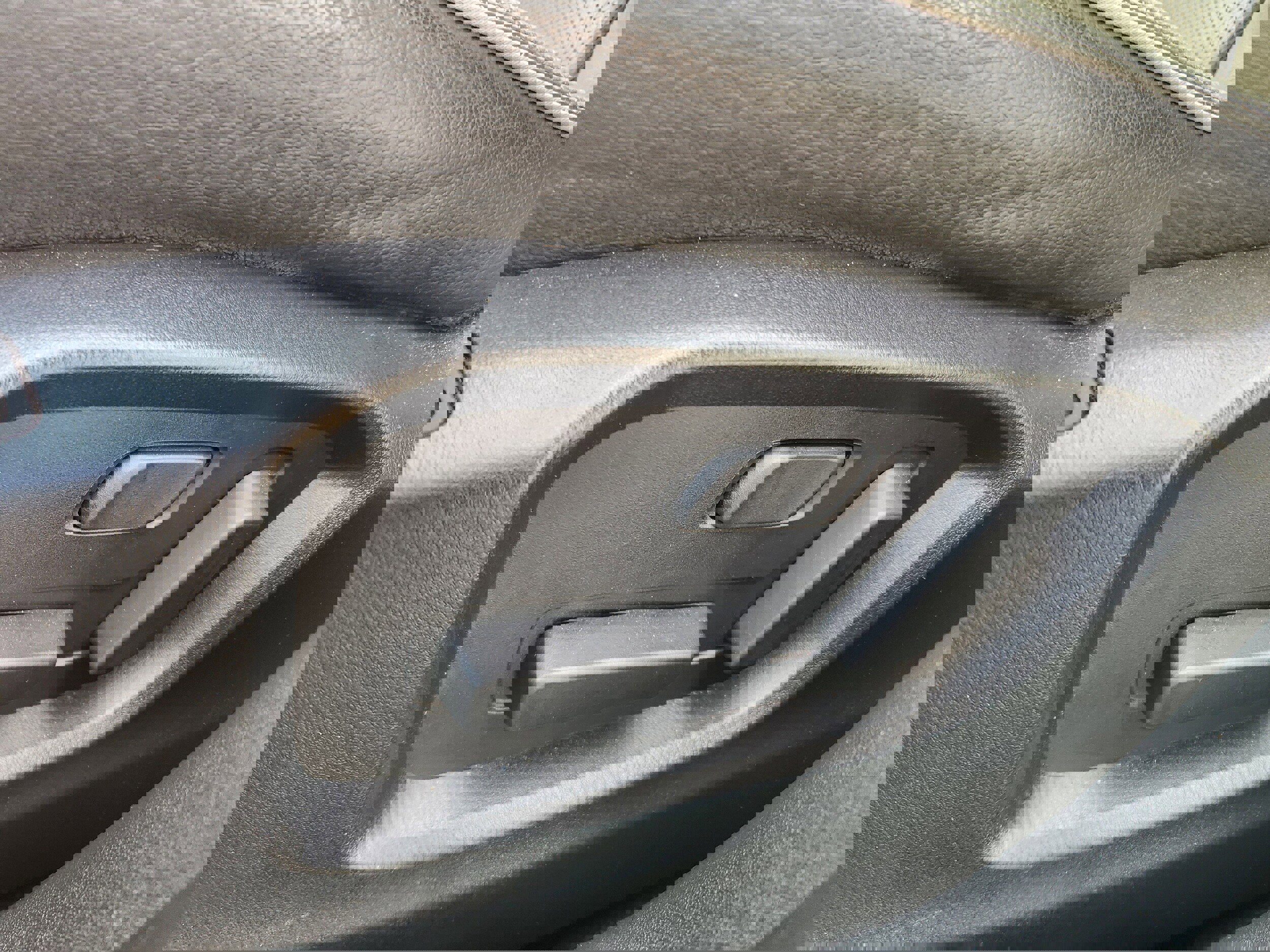 Used 2025 MAZDA CX-5 AWD 2.5 S w/ Preferred Package image 11