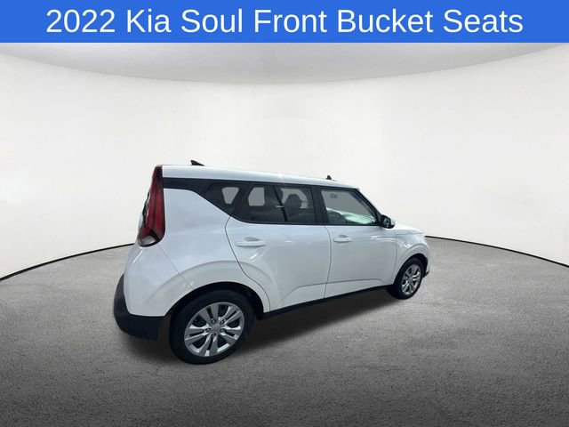 Used 2022 Kia Soul LX image 24