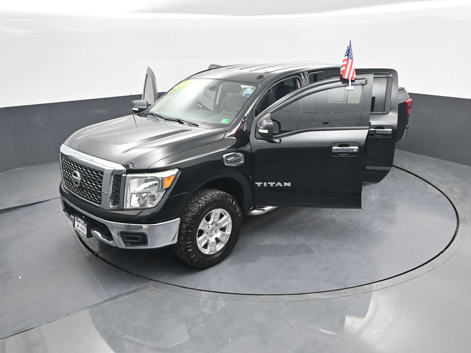 Used 2017 Nissan Titan SV AWD/4WD image 43