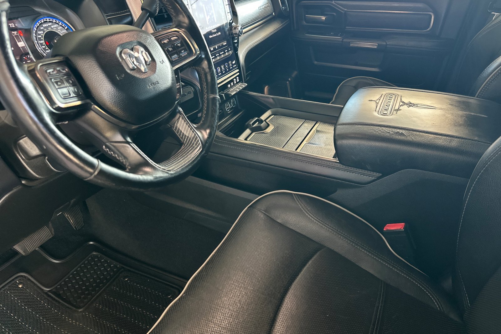Used 2019 RAM 2500 Limited AWD/4WD image 7