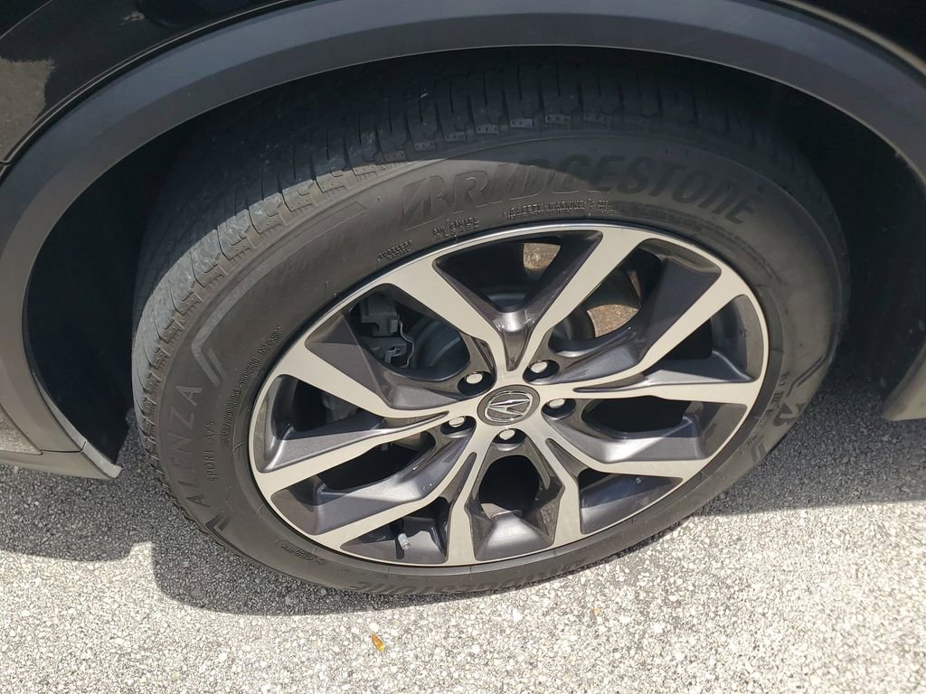 Certified 2024 Acura MDX FWD w/ Technology Package image 3