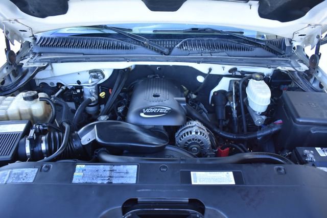 Used 2005 Chevrolet Silverado 3500 W/T w/ Snow Plow Prep Package AWD/4WD image 31