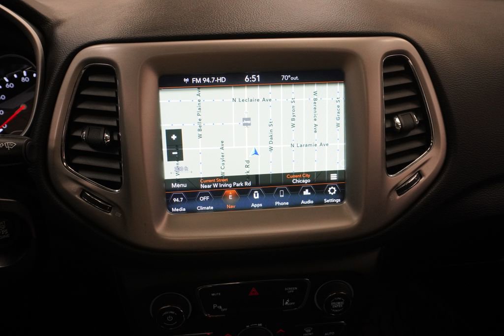 Certified 2020 Jeep Compass Latitude image 32