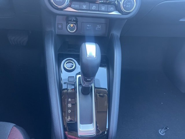 New 2025 Nissan Versa SR w/ Trunk Package image 17