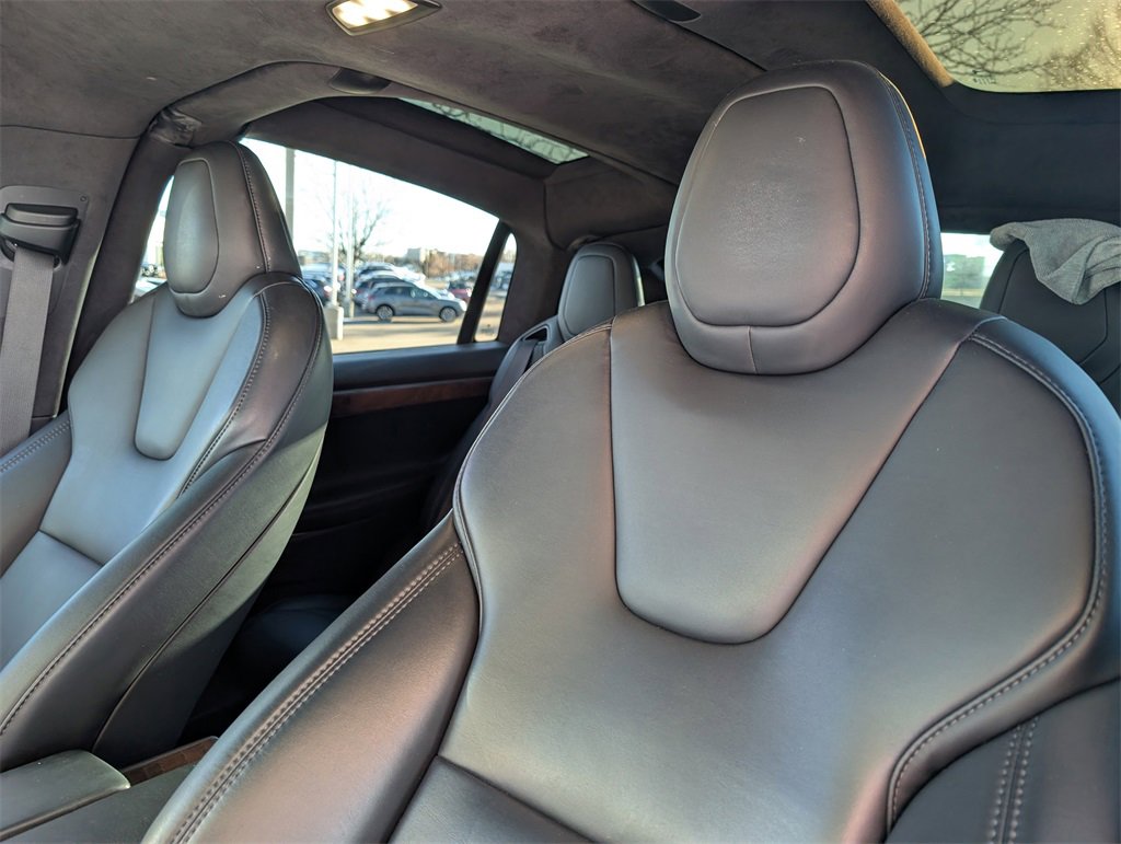 Used 2021 Tesla Model X Long Range image 11