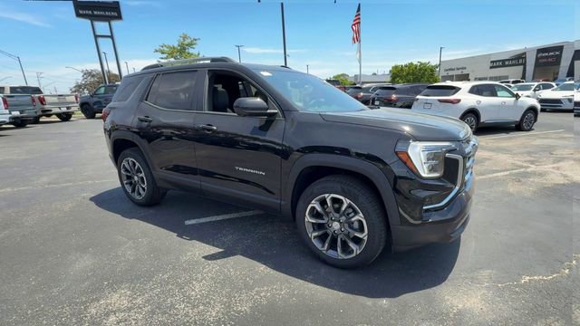 New 2026 GMC Terrain Elevation w/ Elevation Premium Package AWD/4WD image 2