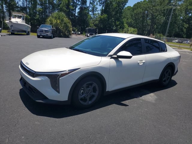 Used 2025 Kia K4 FWD image 3