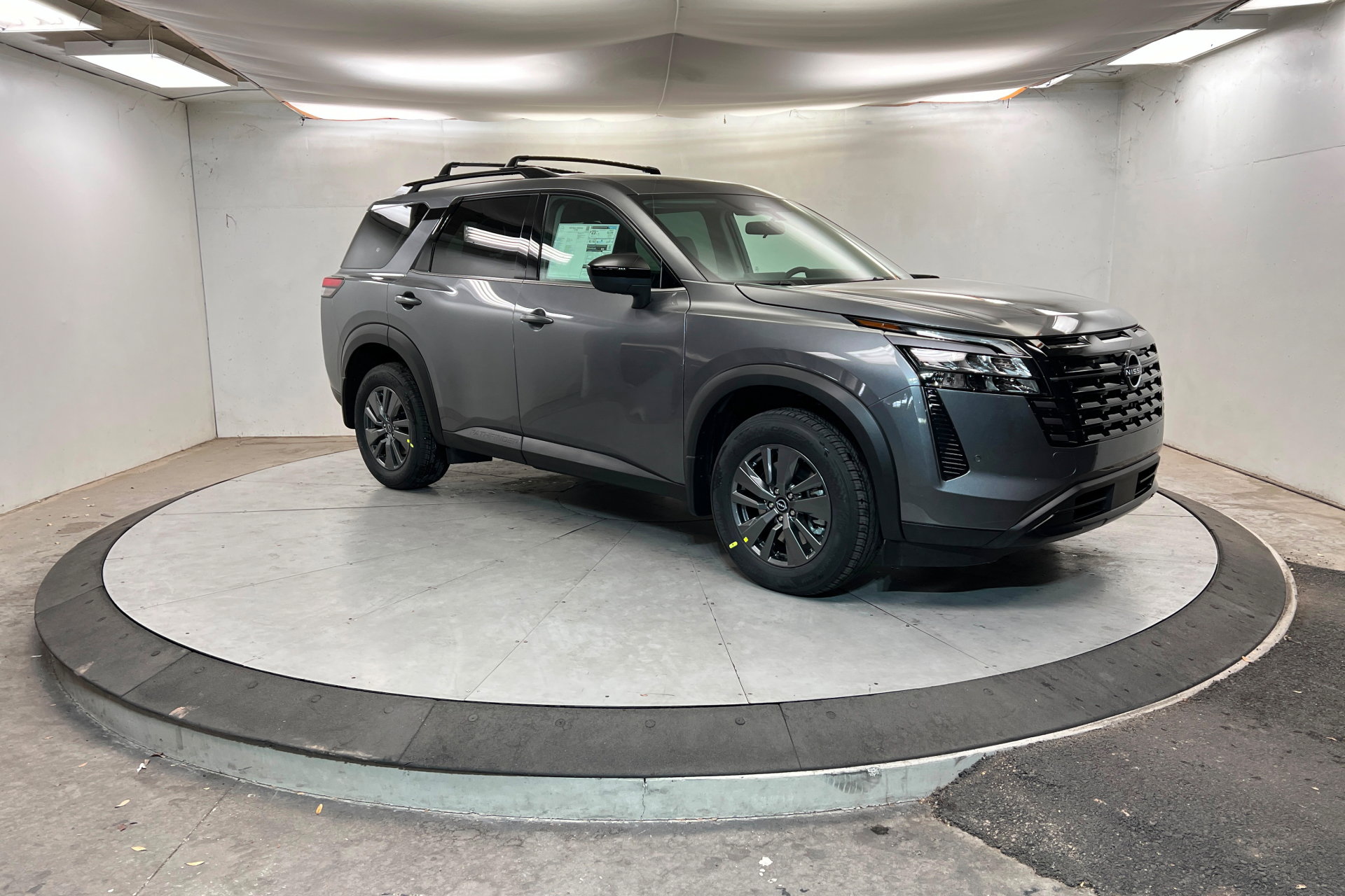 New 2026 Nissan Pathfinder SV image 7
