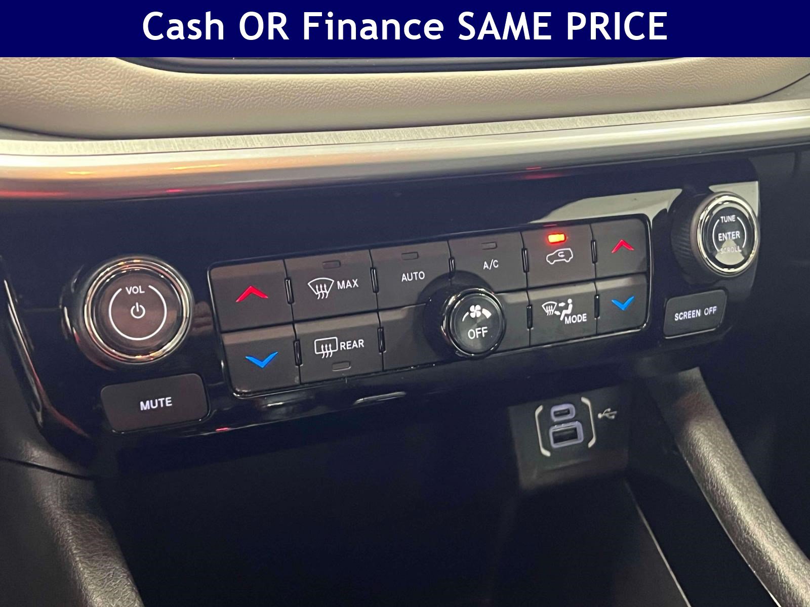 Certified 2025 Jeep Compass Limited w/ Elite Group AWD/4WD image 23