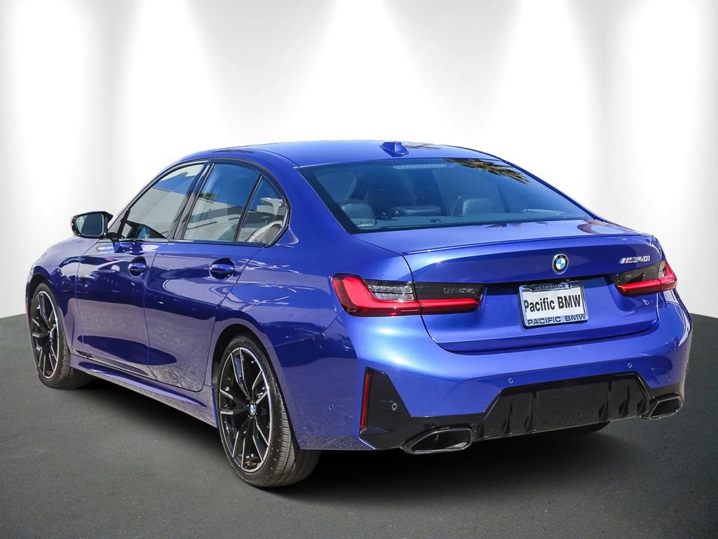 Used 2025 BMW M340i Sedan RWD image 4