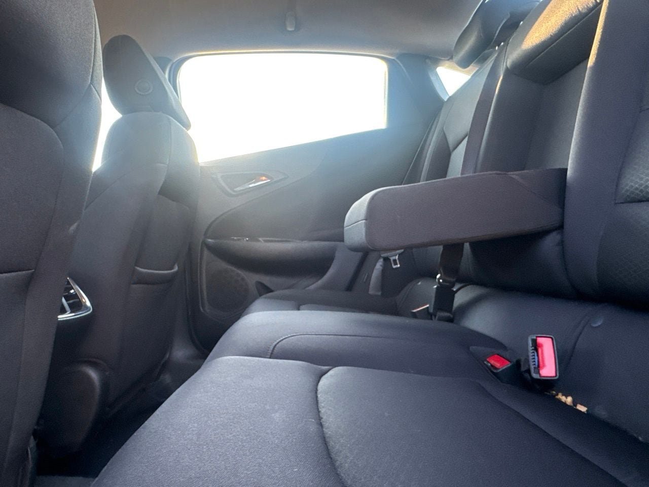Used 2025 Chevrolet Malibu LT FWD image 36