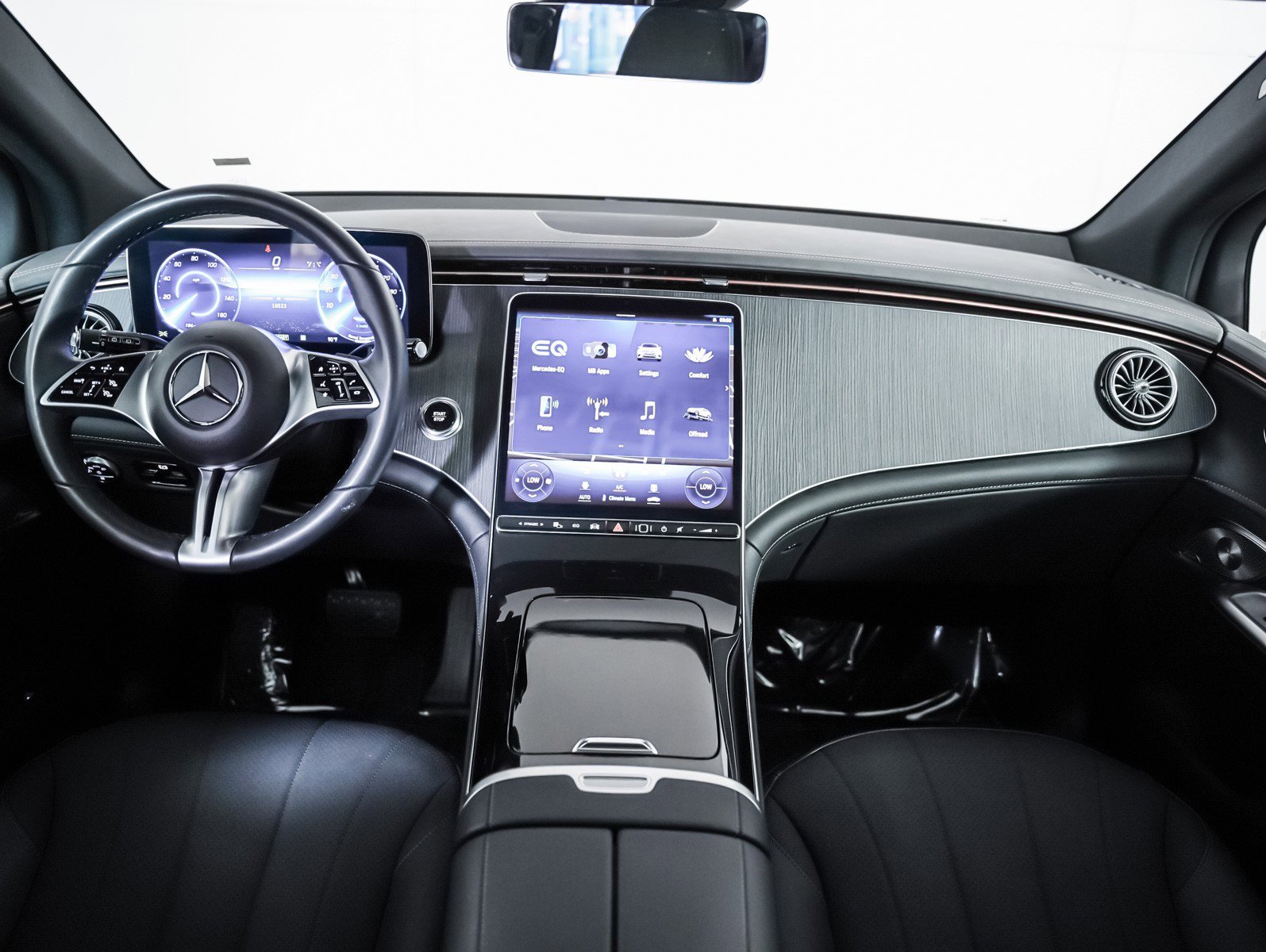 Certified 2024 Mercedes-Benz EQE 350+ 4MATIC SUV image 8