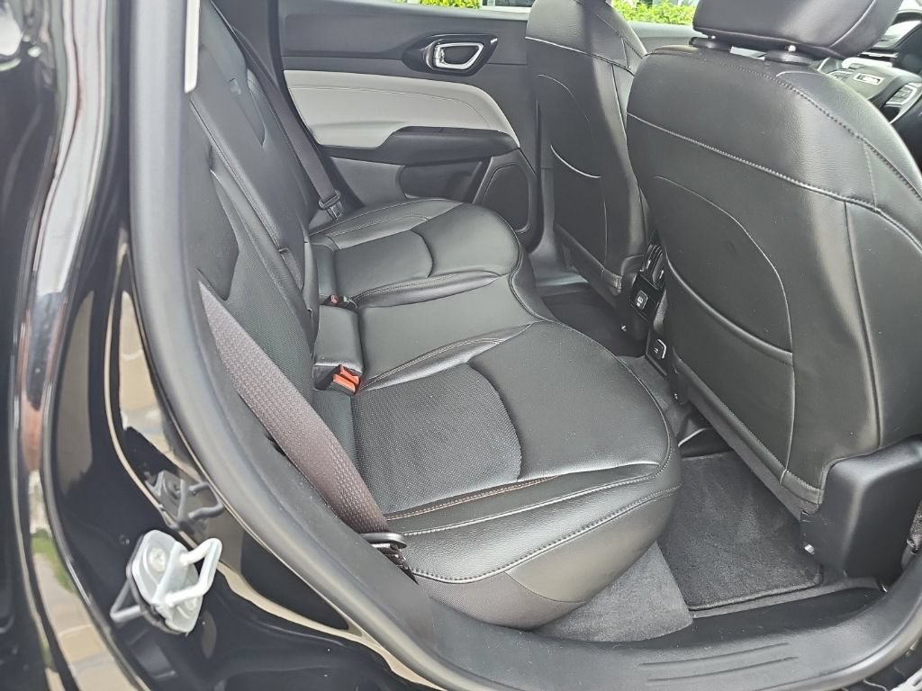 Certified 2022 Jeep Compass Limited AWD/4WD image 25