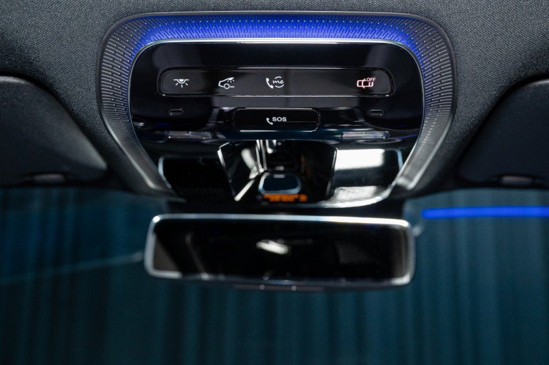 Certified 2025 Mercedes-Benz C 300 Sedan image 20