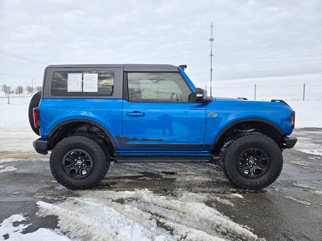 Used 2021 Ford Bronco Wildtrak image 2