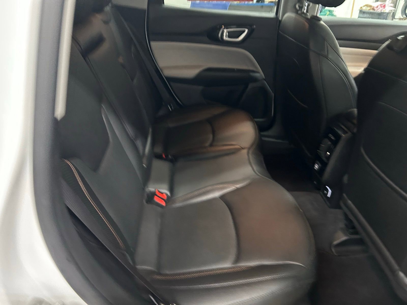 Certified 2022 Jeep Compass Limited image 30