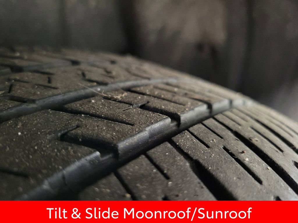 Used 2021 Lexus RX 350L Premium w/ Premium Package image 11