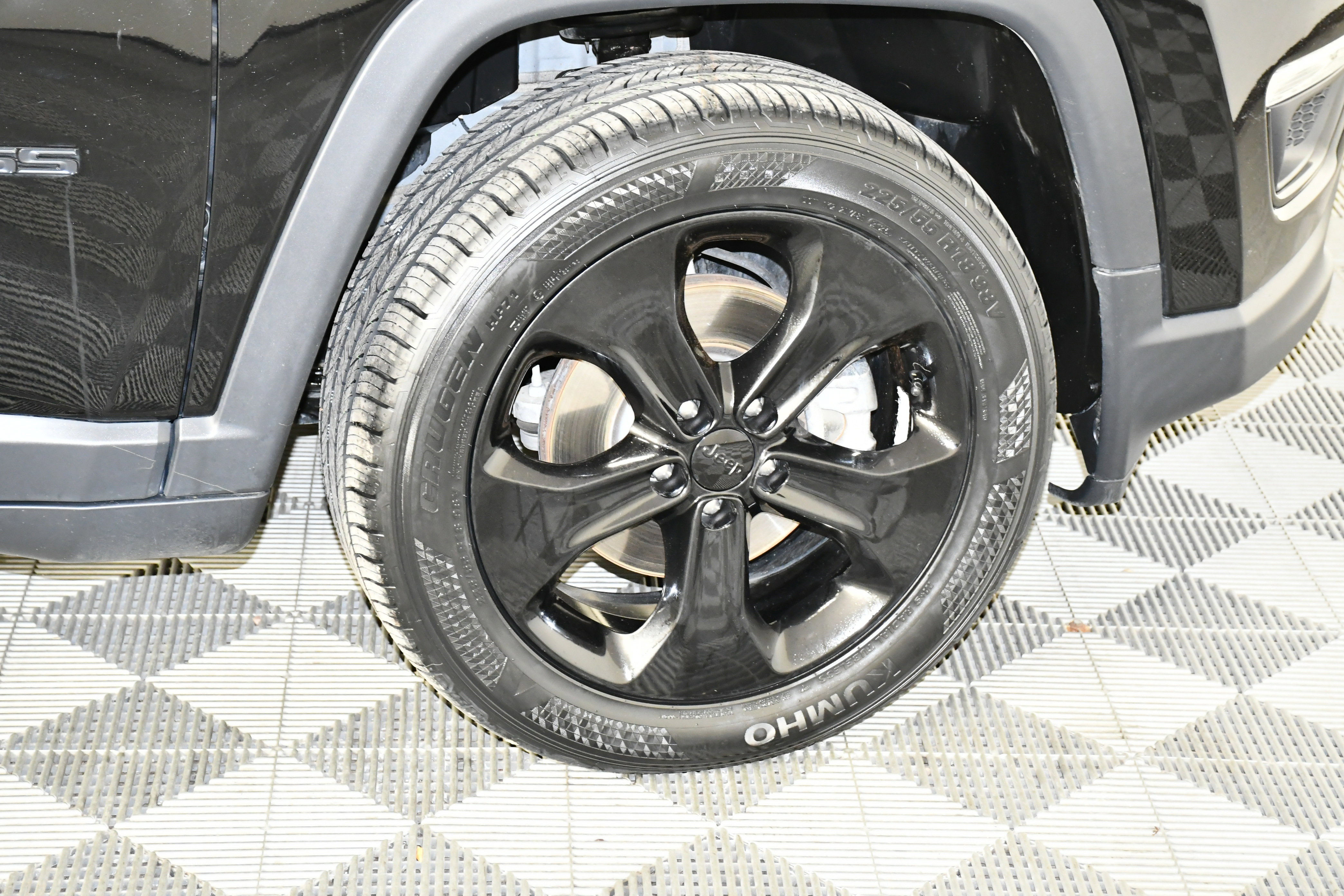 Used 2020 Jeep Compass Altitude image 53