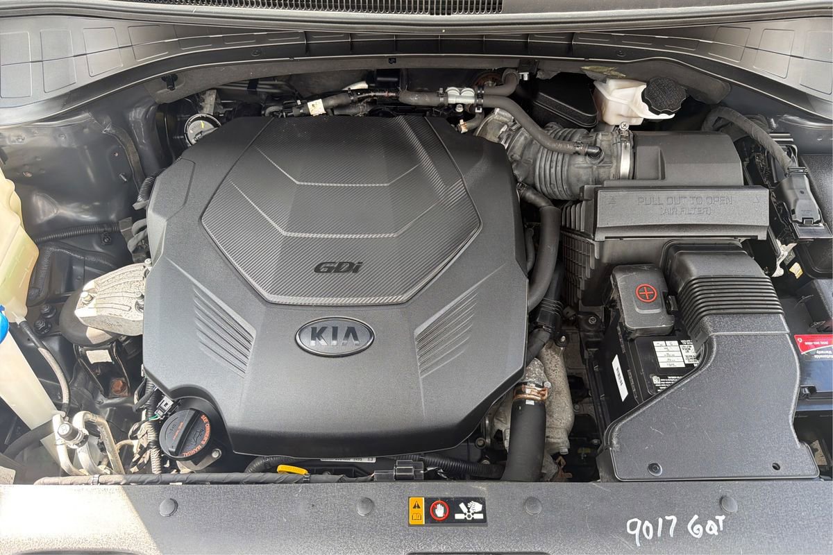 Used 2020 Kia Sorento AWD V6 image 22