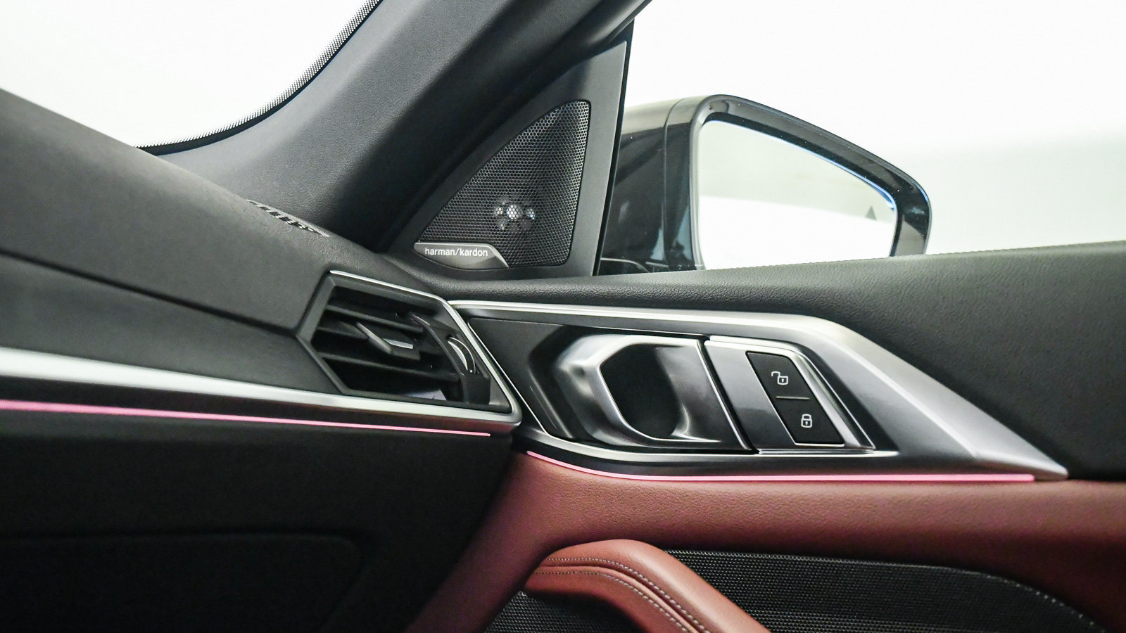 Certified 2023 BMW 430i Convertible w/ M Sport Package RWD image 21