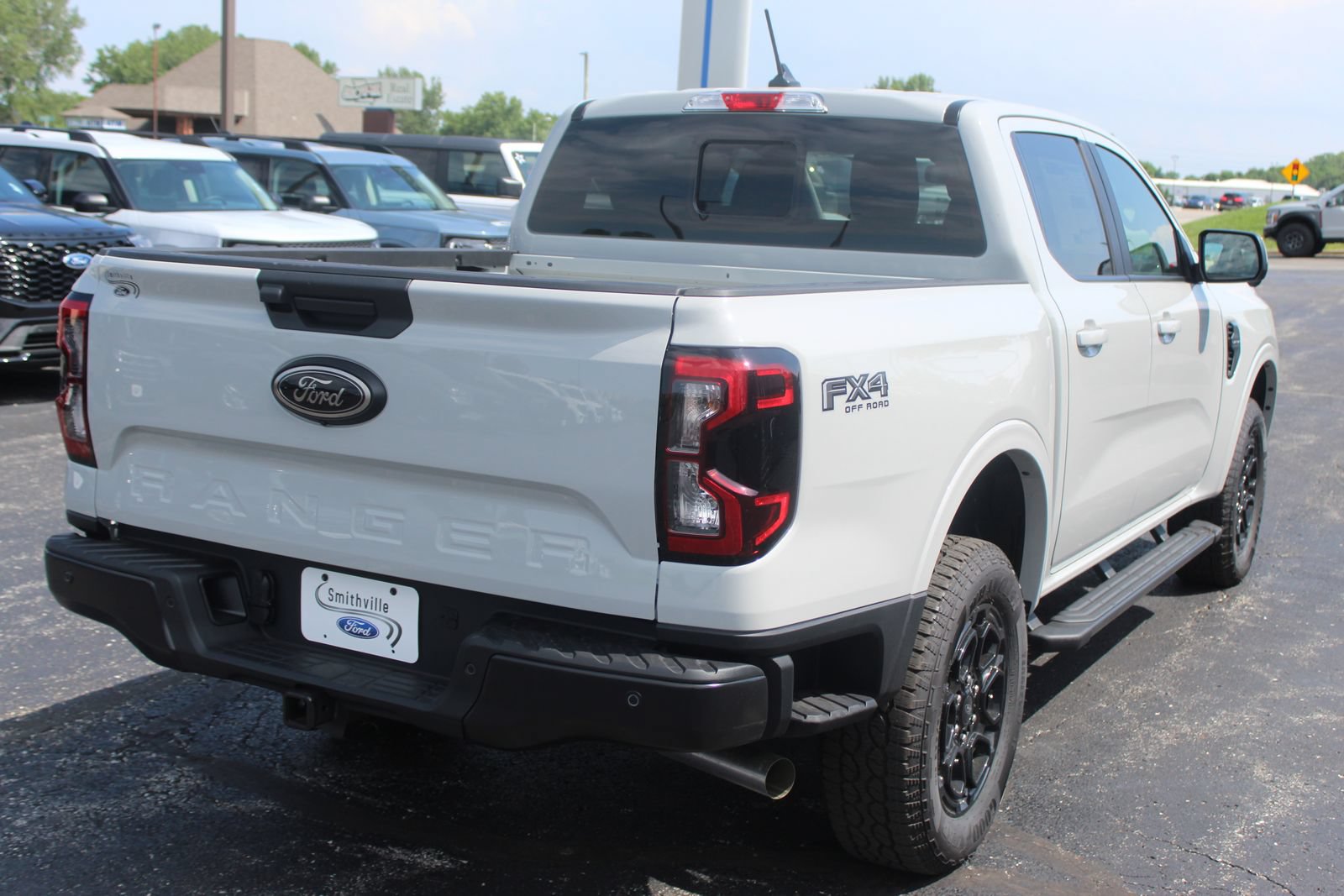 New 2026 Ford Ranger Lariat w/ FX4 Off-Road Package AWD/4WD image 8