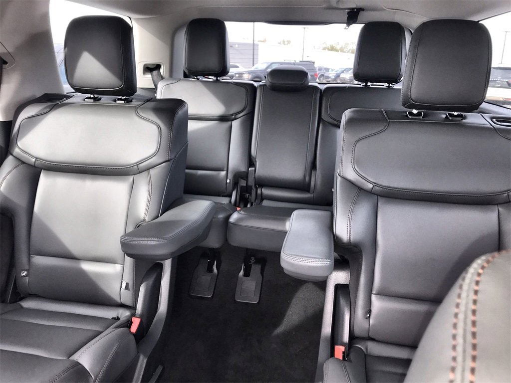 New 2025 Ford Expedition Active image 23